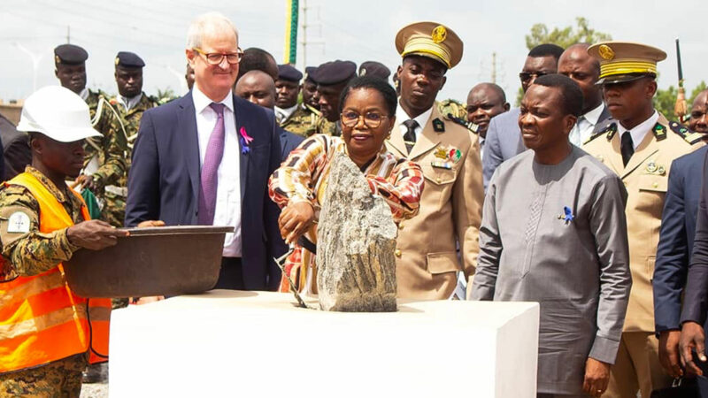 Un tournant majeur pour la santé au Togo : Pose de la première pierre du centre de traitement du cancer à Agoè-Gnamassi