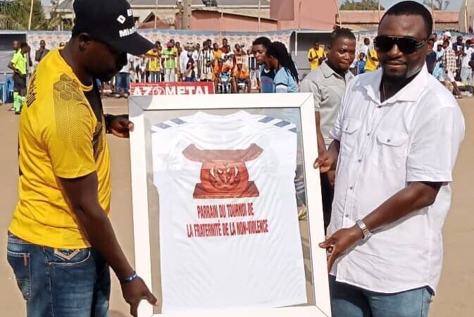 Togo-Golfe 1 : Togbui Lanklivi Adjikou 1er distingué pour son engagement en faveur de la jeunesse
