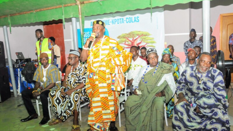 « Sous le grand baobab » : Togbui Lanklivi Adjikou 1er, un chef de quartier résolument engagé pour le bien-être d’Adakpamé Kpota-Colas
