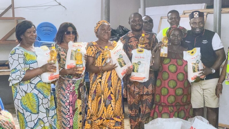 Togbui Adjikou Lanklivi 1er donne une plus-value aux CDQ d’Adakpamé pour un développement inclusif