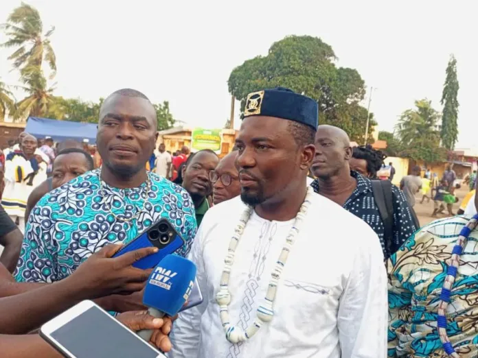 Amitié entre le Togo et le Ghana : Togbui Lanklivi Adjikou 1er et Torgbuiga Fiti V engagés pour la paix et l’unité